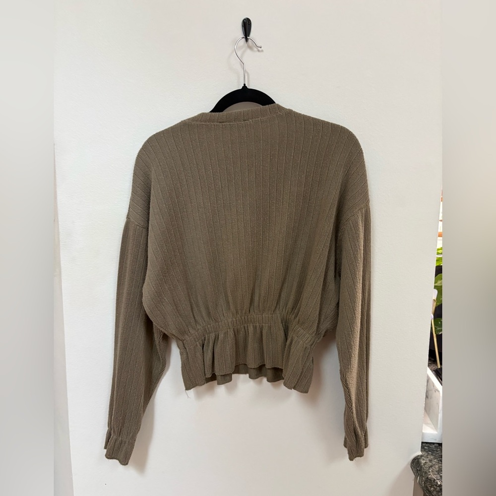 Olive green knitted Zara top, size small - Picture 2 of 4